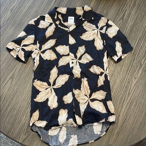 Mens Zara Button up. Short sleeve.